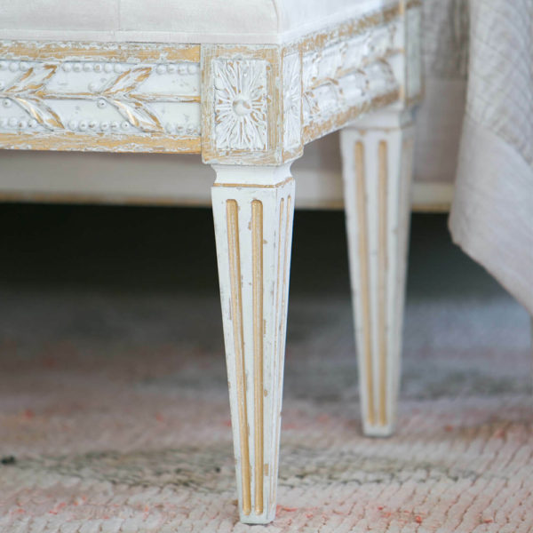 King Anais Bench - Image 5