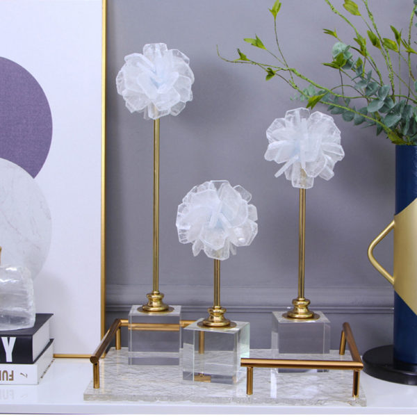 Lily Decor - Image 4
