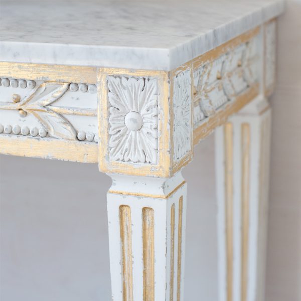 Astrid Console - Image 4