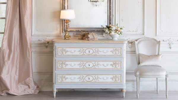 Bronte Fleur de Lis Commode - Image 2