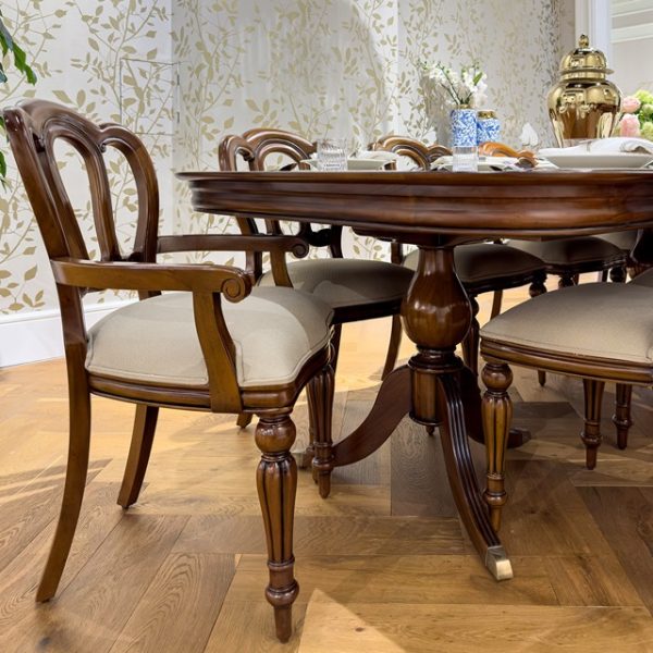Versailles Dining Table - Image 9