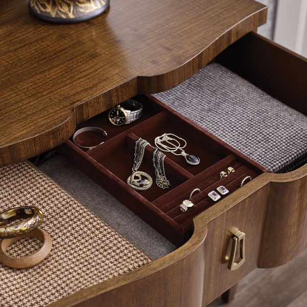 Vantage Littleton Dresser - Image 3