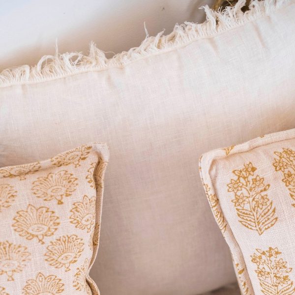 Mahe Ivory Linen Cushion - Image 2