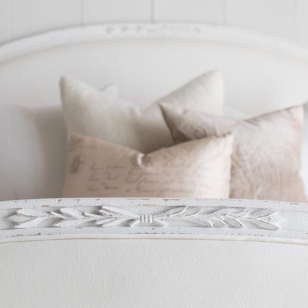 Dauphine US Queen Bed - Image 10