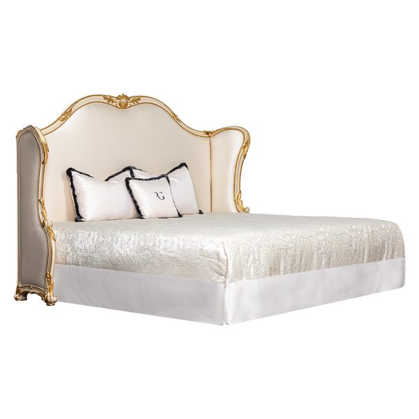 Roberto Giovannini –  Half XVIII C. Louis Bed
