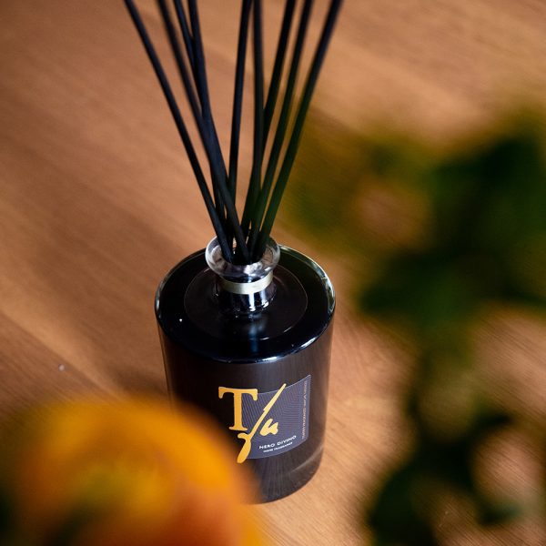 Black Divine Diffuser 100ml - Image 3