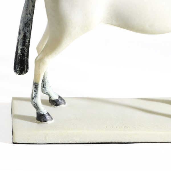 Resin Horse Sculpture - Image 3